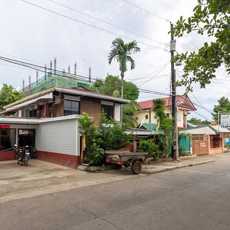 Almonte Transient Hostel Puerto Princesa Ngoại thất bức ảnh
