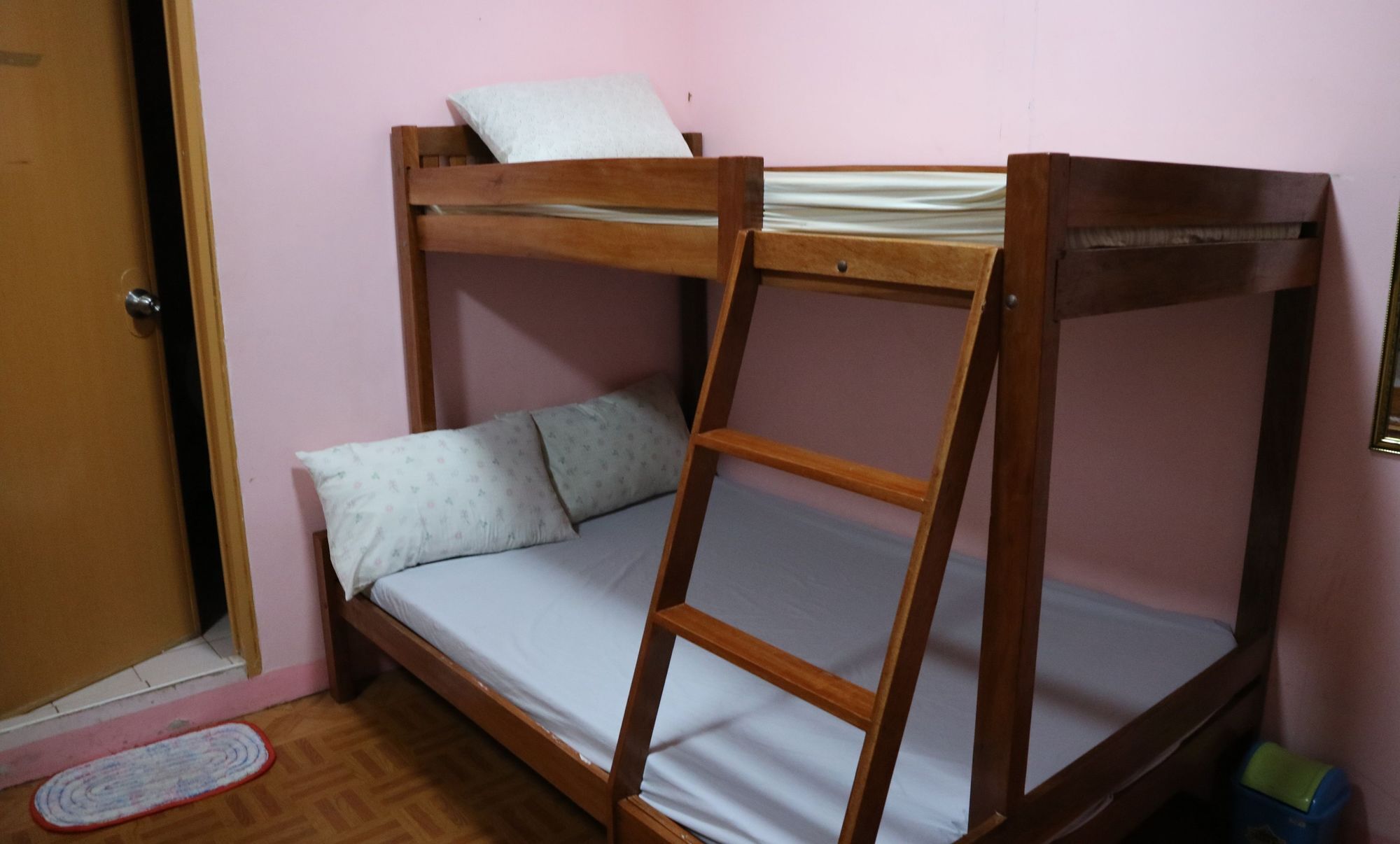 Almonte Transient Hostel Puerto Princesa Ngoại thất bức ảnh